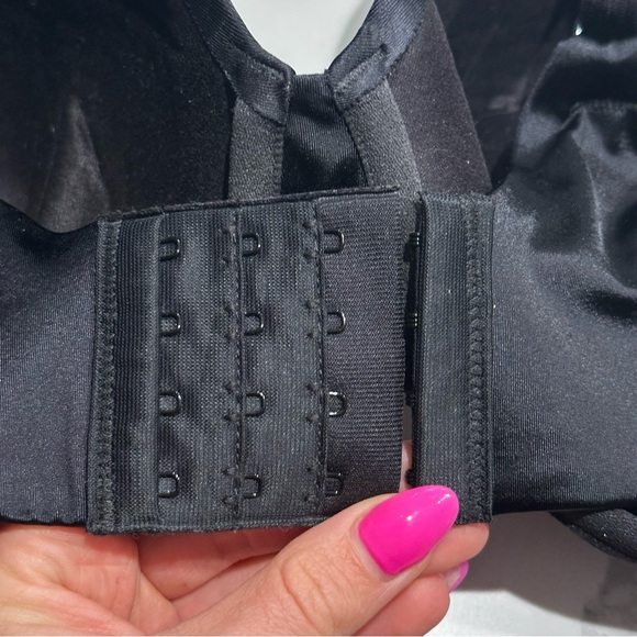 Bali 2 Elegant Black and Cream Women's Bra size 38DD - Picture 16 of 16